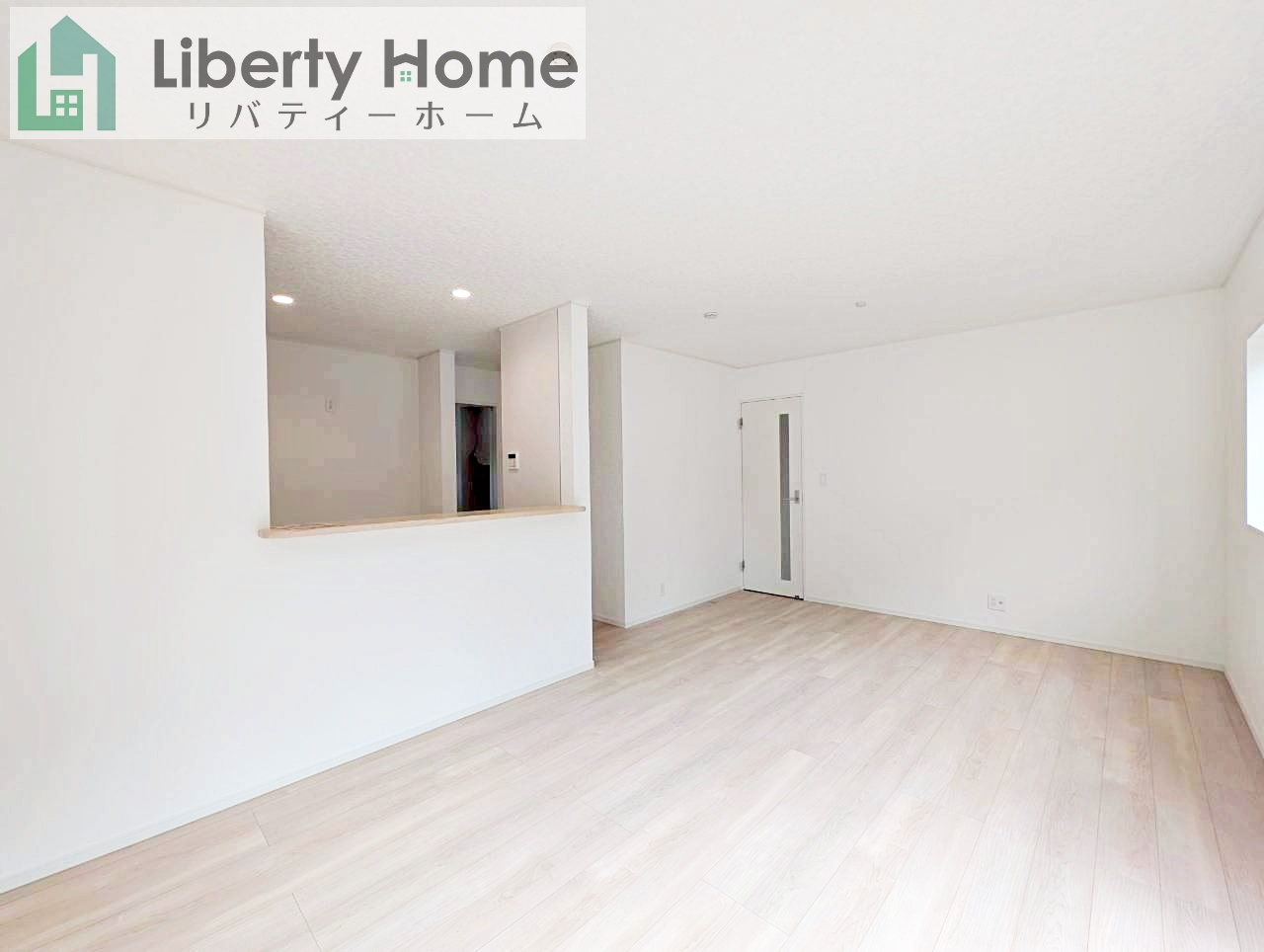 水戸市河和田町第3　新築戸建　12号棟の居間・リビング