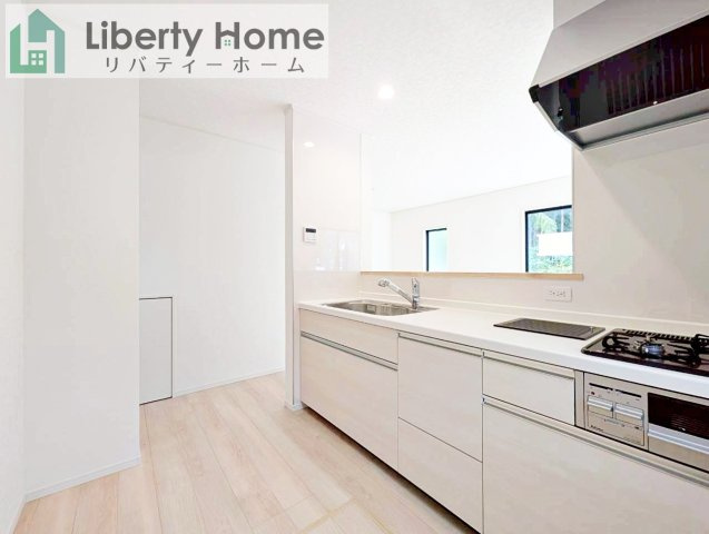 水戸市河和田町第3　新築戸建　12号棟のキッチン