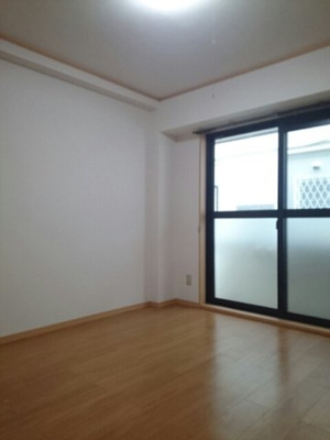 【内装】 | レフィナード | 内装です