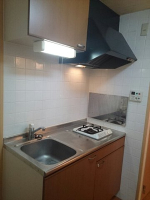 【キッチン】 | レフィナード | キッチンです