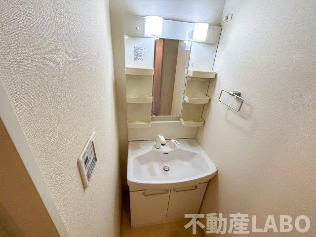 グランジュテ住吉の洗面所