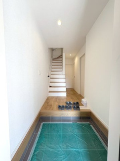 【玄関】 | 中京区壬生東高田町