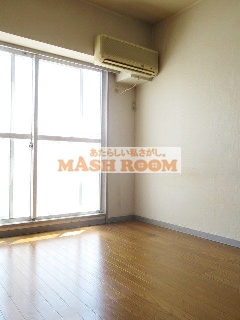 メゾンムラタの寝室