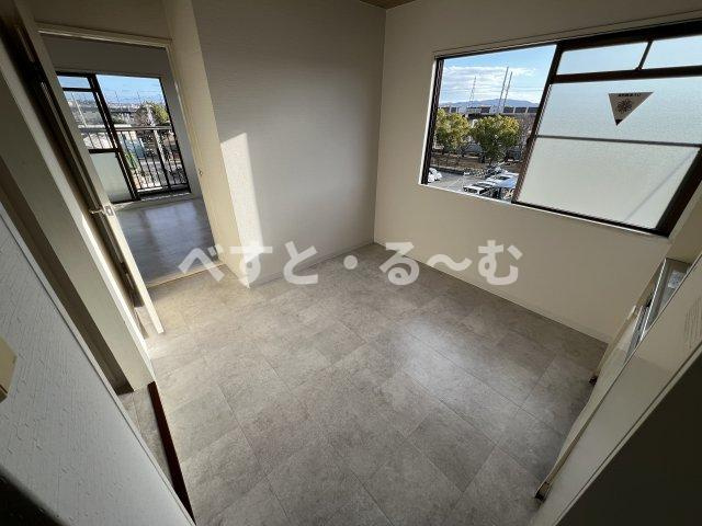 シャトルウッドの内装