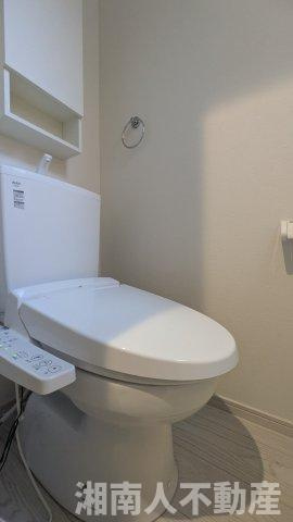 藤沢市片瀬１丁目２７７－１２新築戸建てのトイレ|トイレです