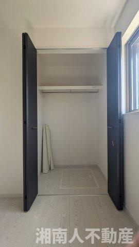 藤沢市片瀬１丁目２７７－１２新築戸建ての収納|たっぷりとした収納スペースです