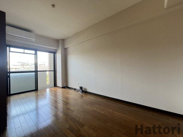 杏樹SENRIYAMAの居間・リビング