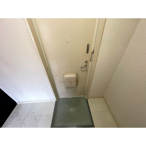 ラピート山手の玄関