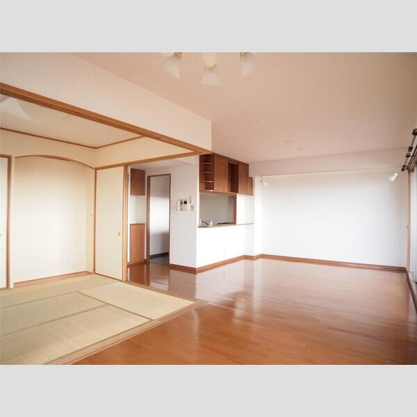グラジオ神屋町の居間・リビング