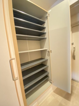 松戸栄町ハイムの収納|靴もたくさん収納出来ます