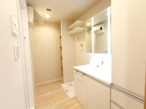 サンヴェール千葉サザンヒルズの独立洗面台|独立洗面化粧台が付いています