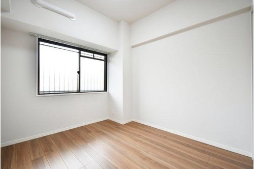 ベルドゥムール春日部の洋室|使いやすい洋室です