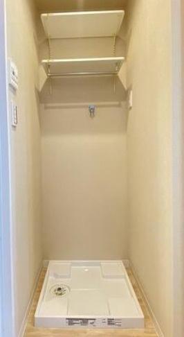 東大宮ローヤルコーポのランドリースペース