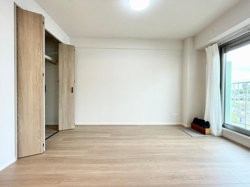 市川パークハイツＢ棟の洋室|綺麗な洋室です