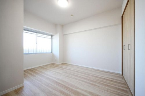 東武鶴瀬西口サンライトマンションの玄関|施工例