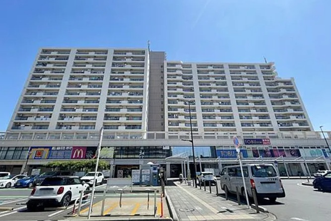 東武鶴瀬西口サンライトマンションの外観|外観は落ち着いています