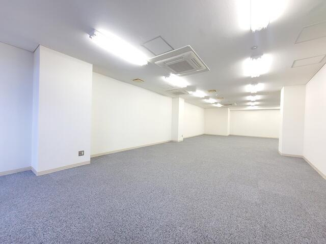 オークプラザⅡのロビー| 