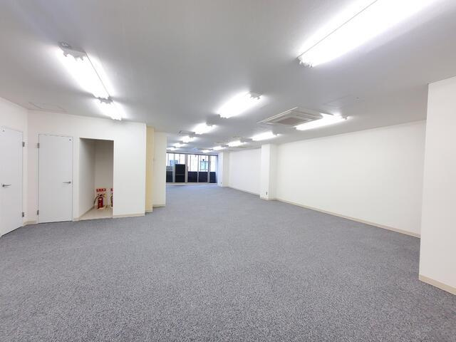 オークプラザⅡのロビー| 