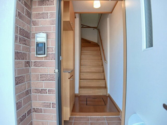 【玄関】 | リバティーベルＡ