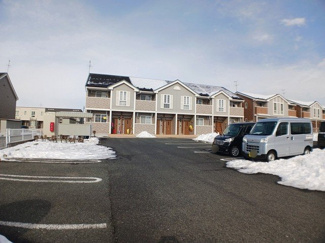 【駐車場】 | ヴィラ　ノーヴァＢ