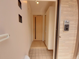 【玄関】 | ヴィラ・シャンテＢ