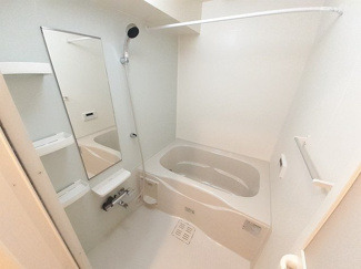 【浴室】 | ヴィラ・シャンテＢ