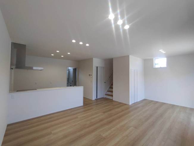 【居間・リビング】