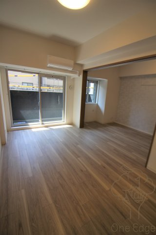 プレサンス梅田東クォーレの居間・リビング