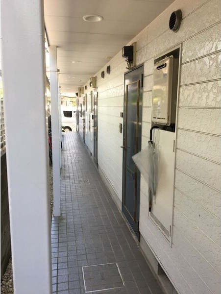 i・city大林の玄関