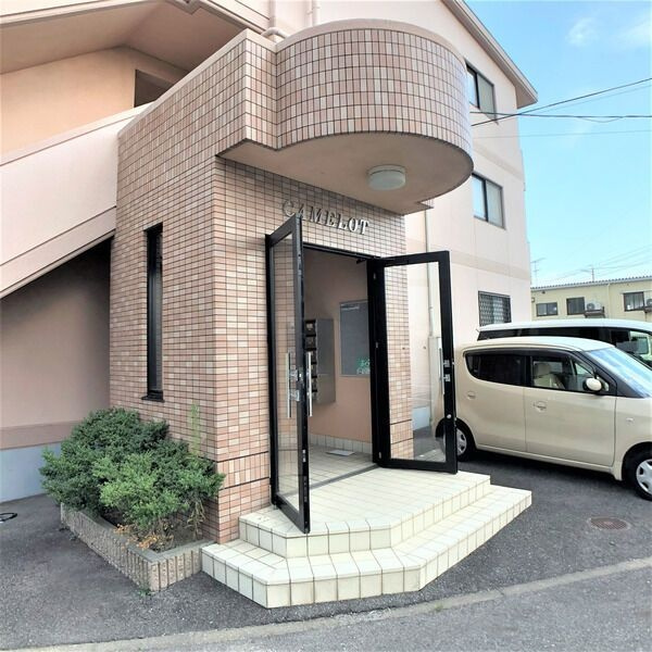 CAMELOTのエントランス