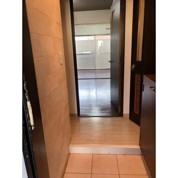 PATIO082の玄関
