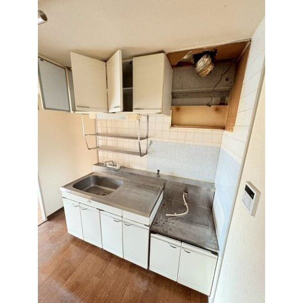 名鉄鈴彦小坂本町ハイツのキッチン
