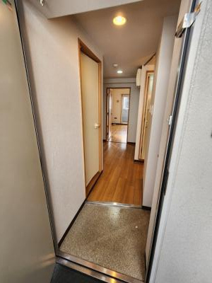 Peaceful朱雀（ピースフル朱雀）の展望|玄関から～