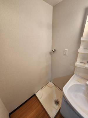 Peaceful朱雀（ピースフル朱雀）の設備|室内洗濯機置き場