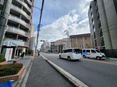 Peaceful朱雀（ピースフル朱雀）の周辺|前面道路