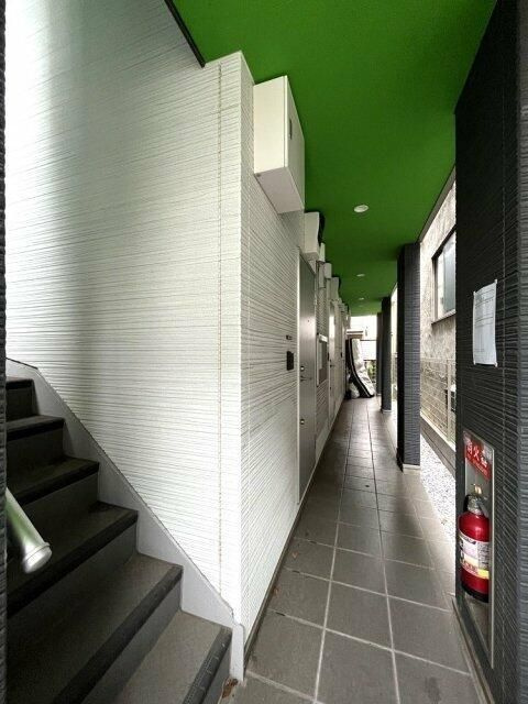 クレシア青戸のエントランス