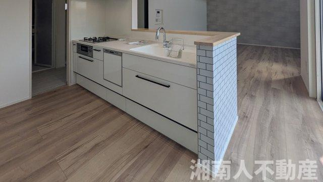 藤沢市片瀬４丁目１０－１９新築戸建てのキッチン|キッチンでお料理をお楽しみください