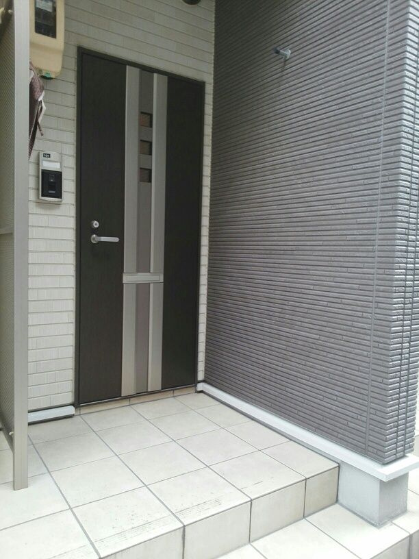 アルモニー　Ｗの玄関