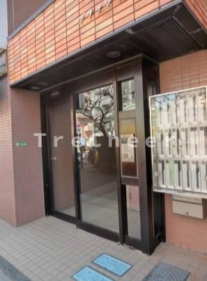 プラッツ中村橋のエントランス