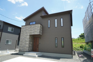 【外観：施工例】