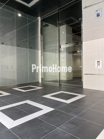 ジェノヴィア東神田グリーンヴェールのエントランス