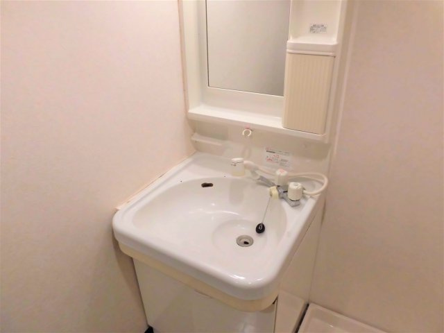 惣武マンションの独立洗面台|イメージ写真
