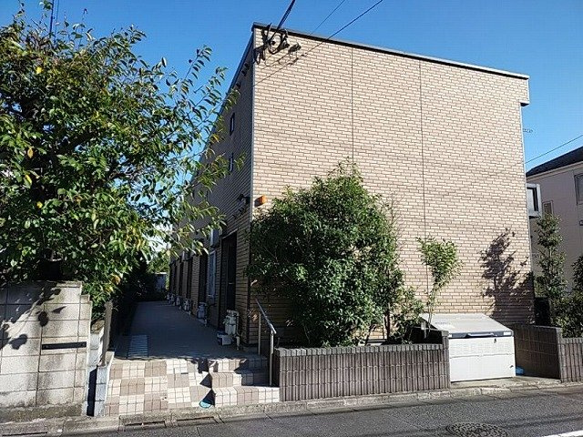 レオネクストラーラの外観