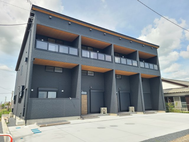 ライズエステシアC号室