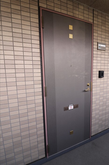 クレール（下落合6丁目）の玄関