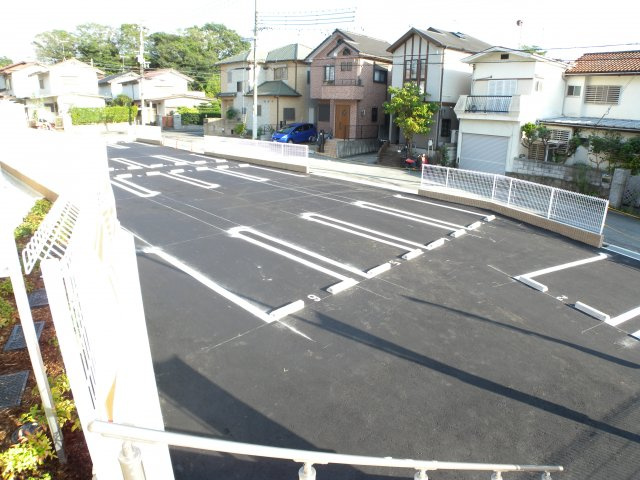 クレモンティーヌCの駐車場|クレモンティーヌC