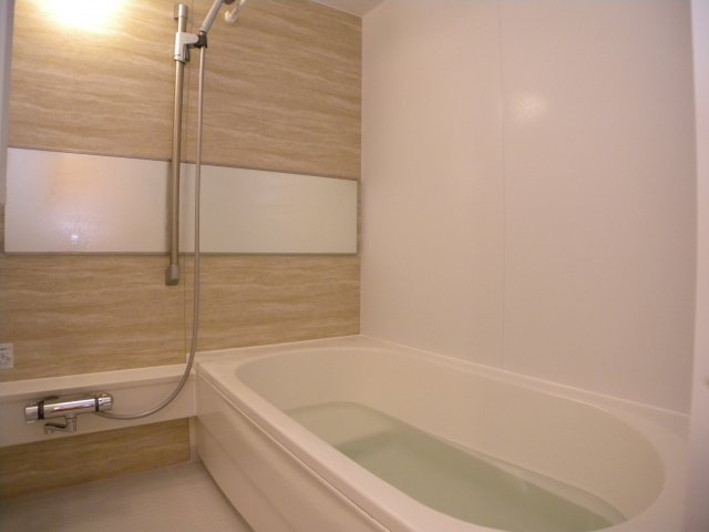 クレモンティーヌCの浴室|クレモンティーヌC