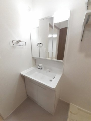 【洗面所】 | サスティノ | ゆったりとスペースのある洗面所