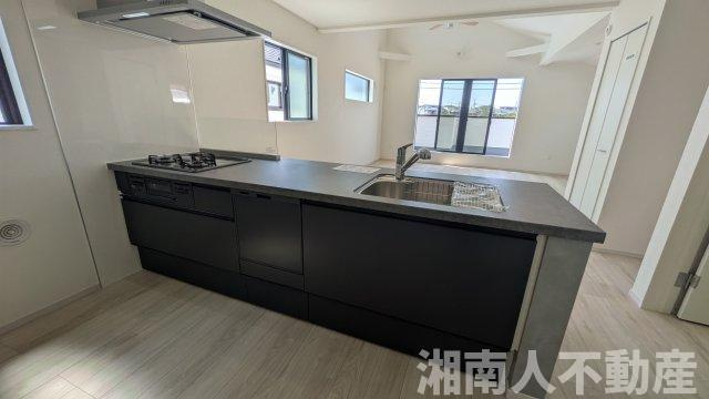 藤沢市片瀬４丁目２２１６－６０新築戸建てのキッチン|きれいなキッチンです