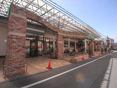 マルフジ千ヶ瀬店まで888m